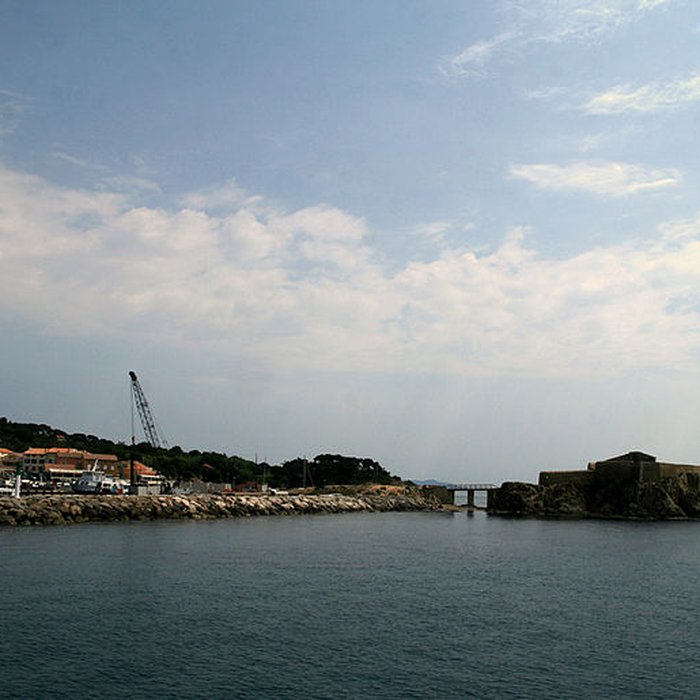 Photo de Tour Fondue de Hyères