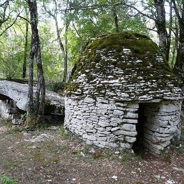 Dolmen de Peyrelevade à Limeyrat