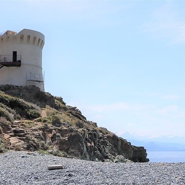 Tour génoise dAlbo à Ogliastro