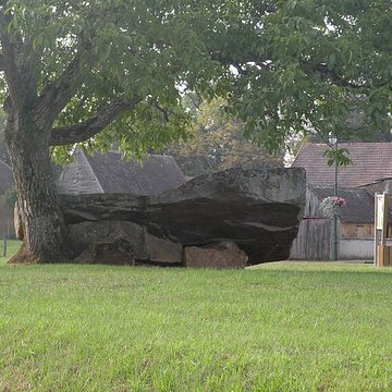 Dolmen de Torcé-en-Vallée