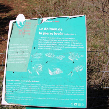 Dolmen des Barrières n 3 à Miers explication