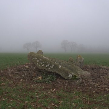 Dolmen des Îles à Voutré
