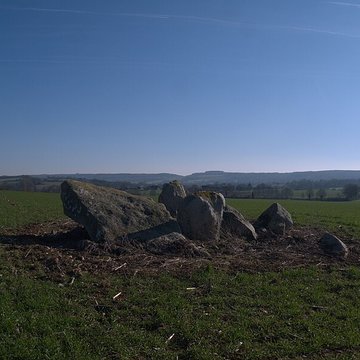 Dolmen des Îles à Voutré