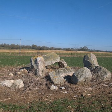 Dolmen des Îles à Voutré