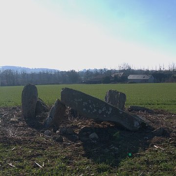 Dolmen des Îles à Voutré