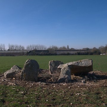 Dolmen des Îles à Voutré