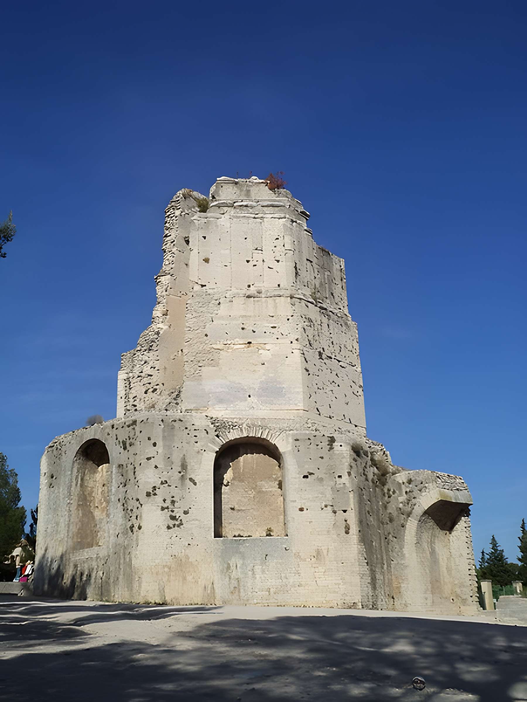 Tour Magne de Nîmes