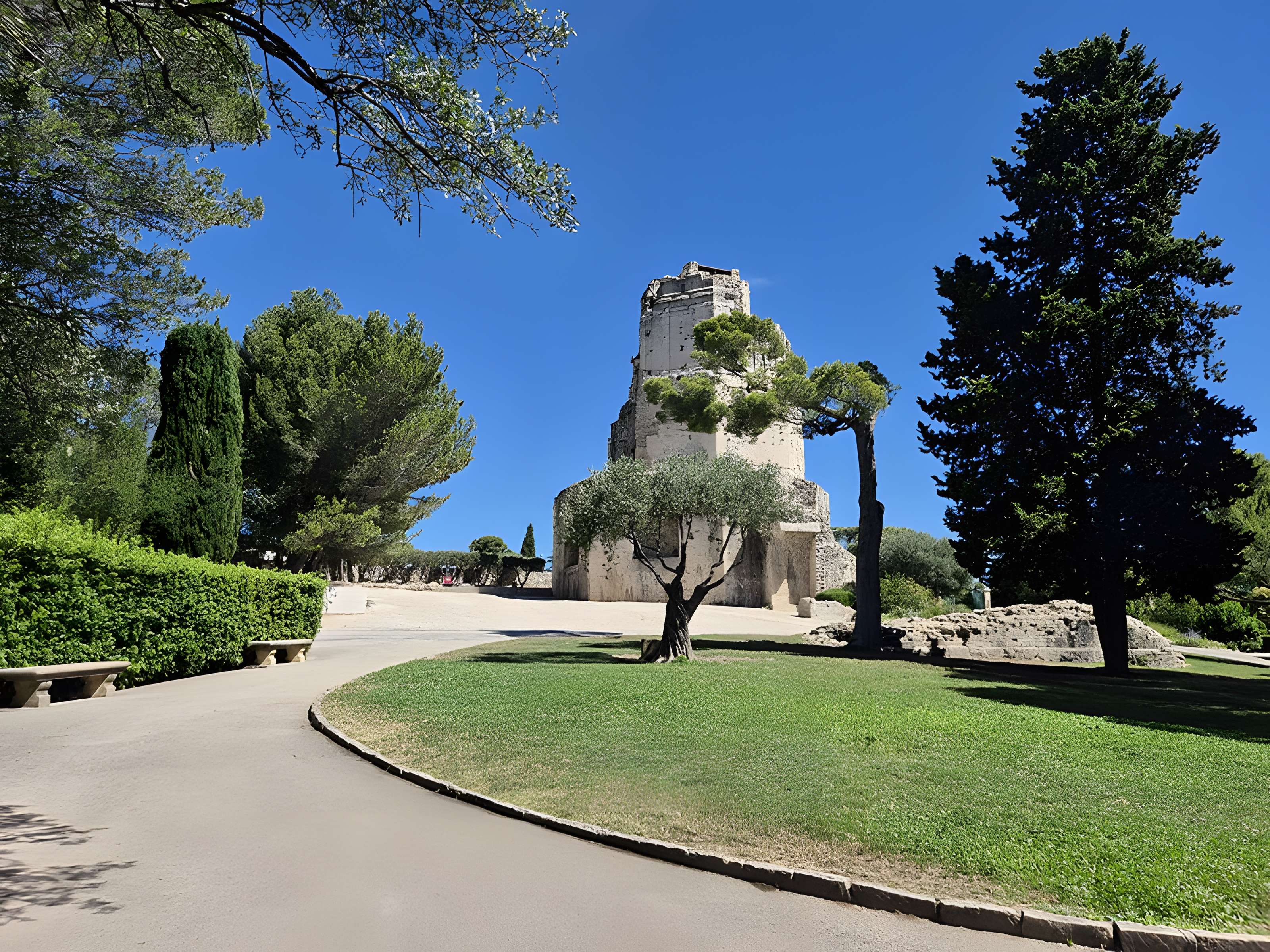 Tour Magne de Nîmes