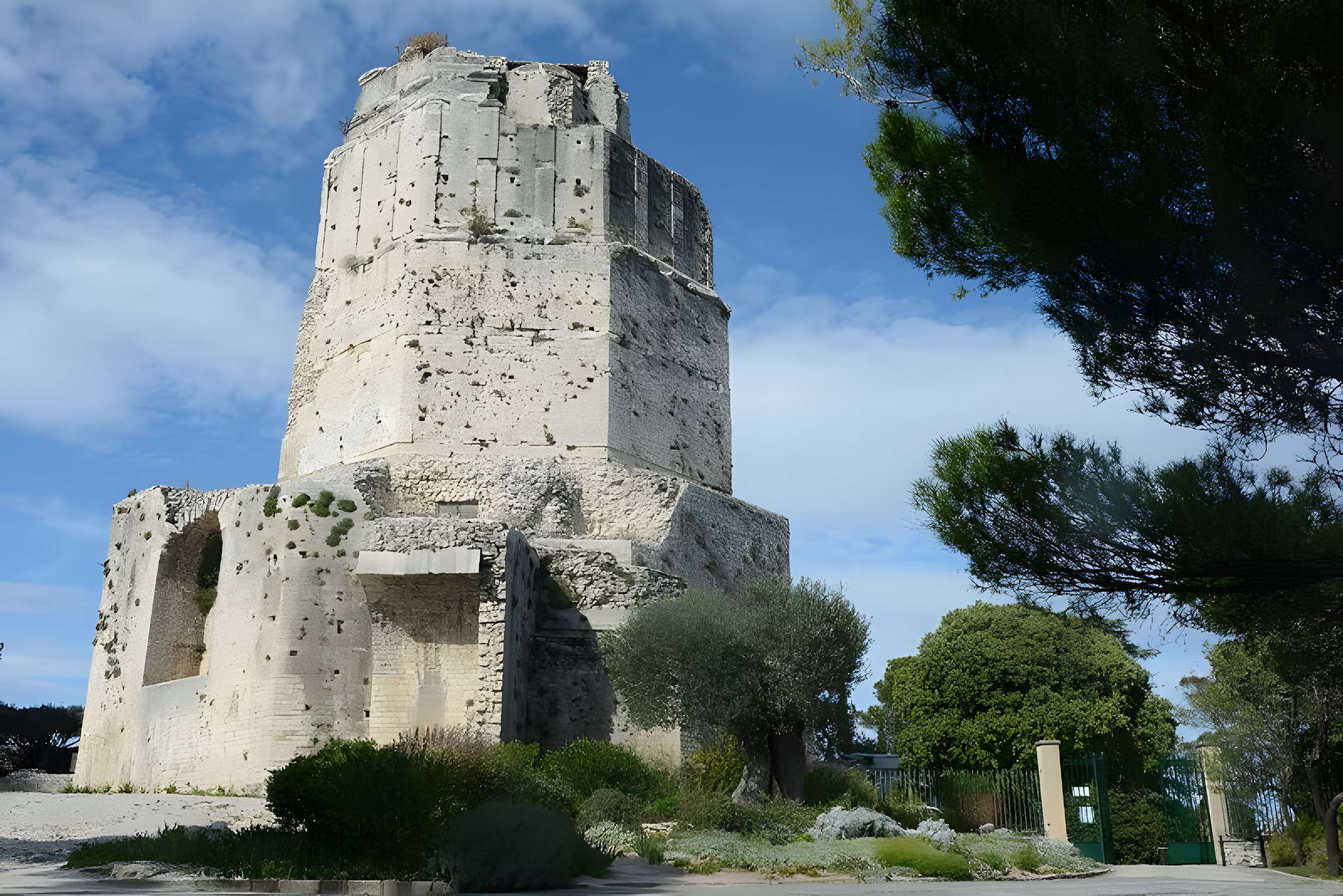 Tour Magne de Nîmes
