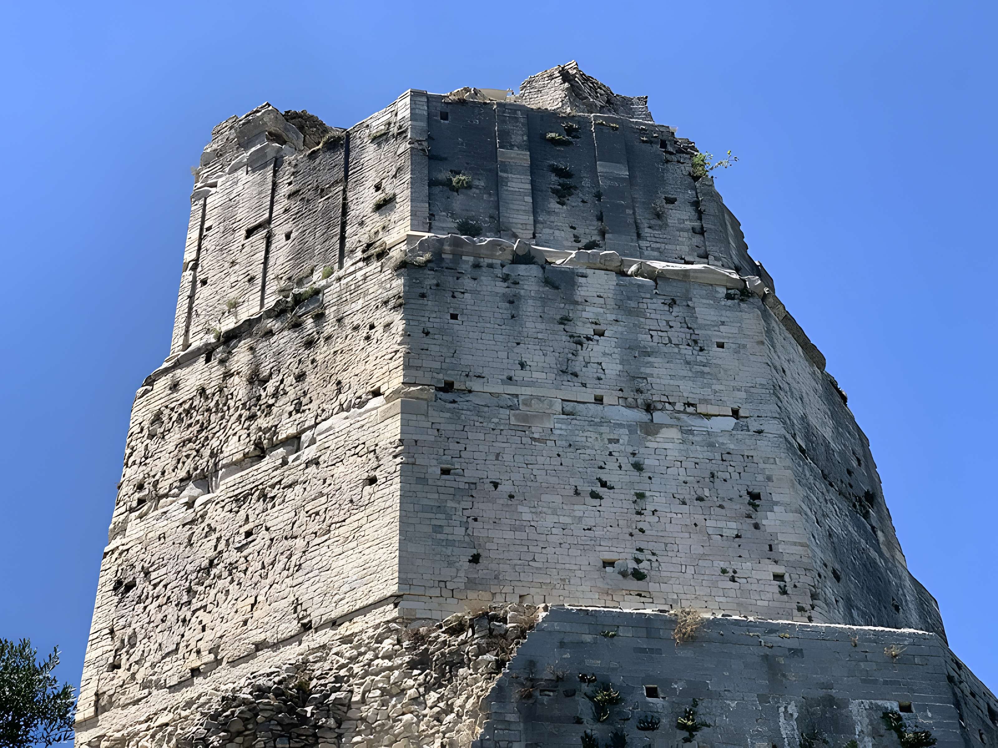 Tour Magne de Nîmes