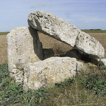 Dolmen dit La Pierre Fouquerée à Ardillières