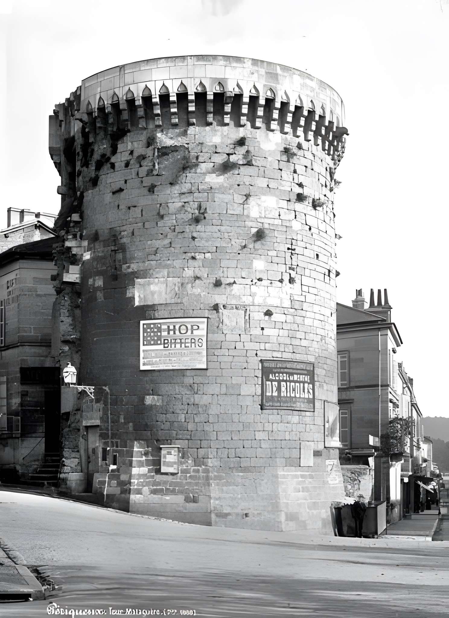 Tour Mataguerre de Périgueux