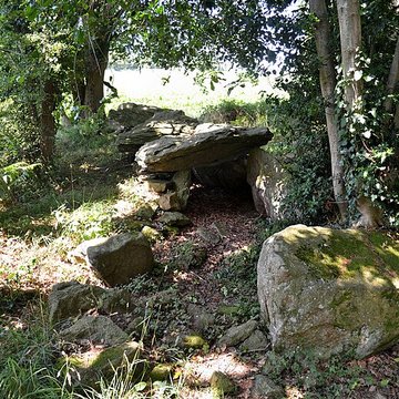 Dolmen du Champ-Grosset à Quessoy