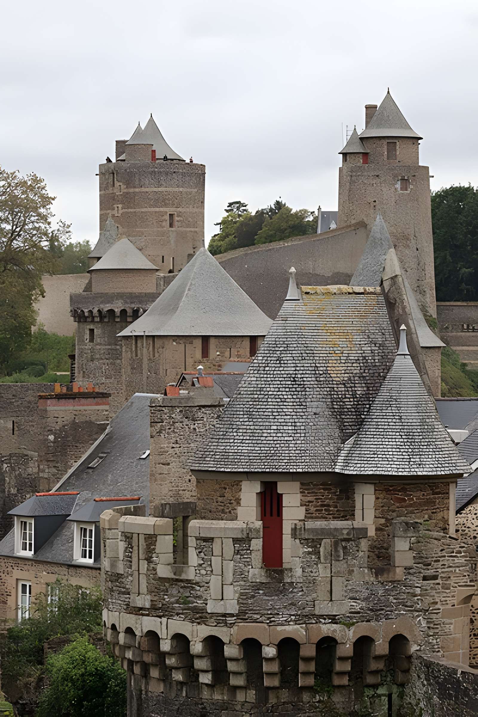 Tour Nichot de Fougères
