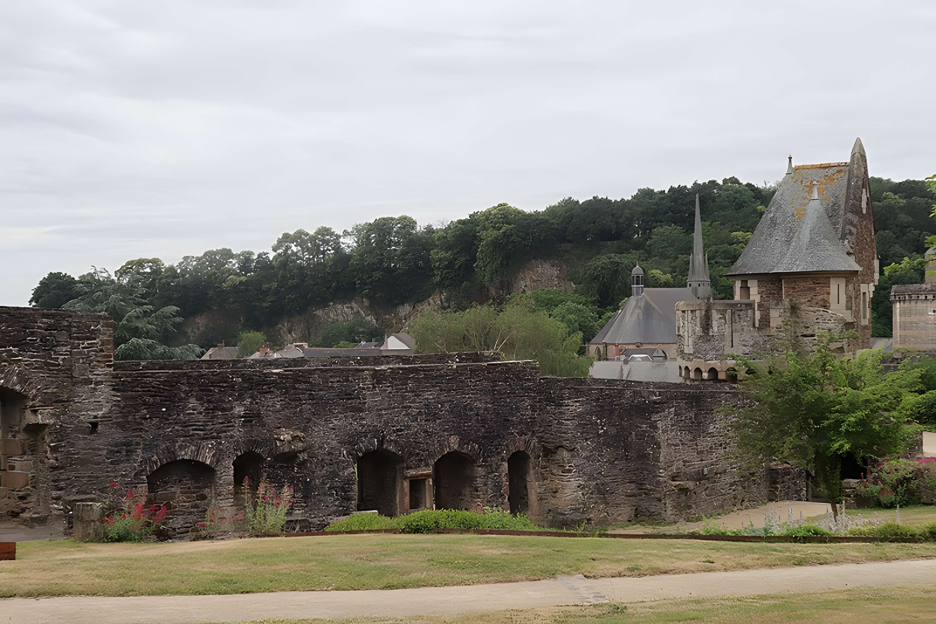 Tour Nichot de Fougères