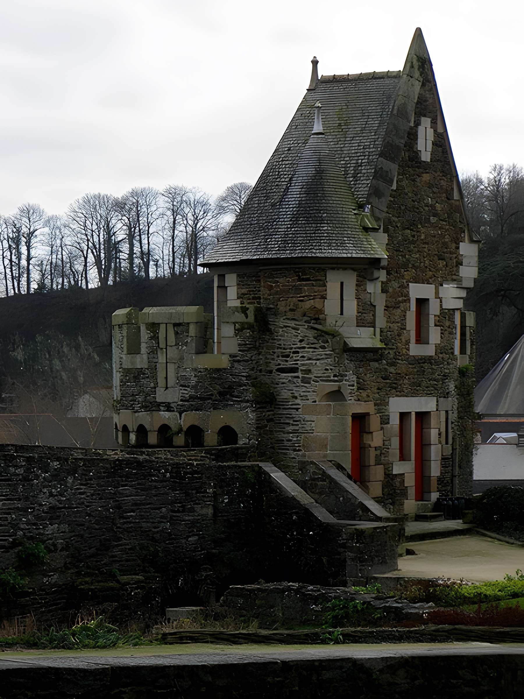 Tour Nichot de Fougères
