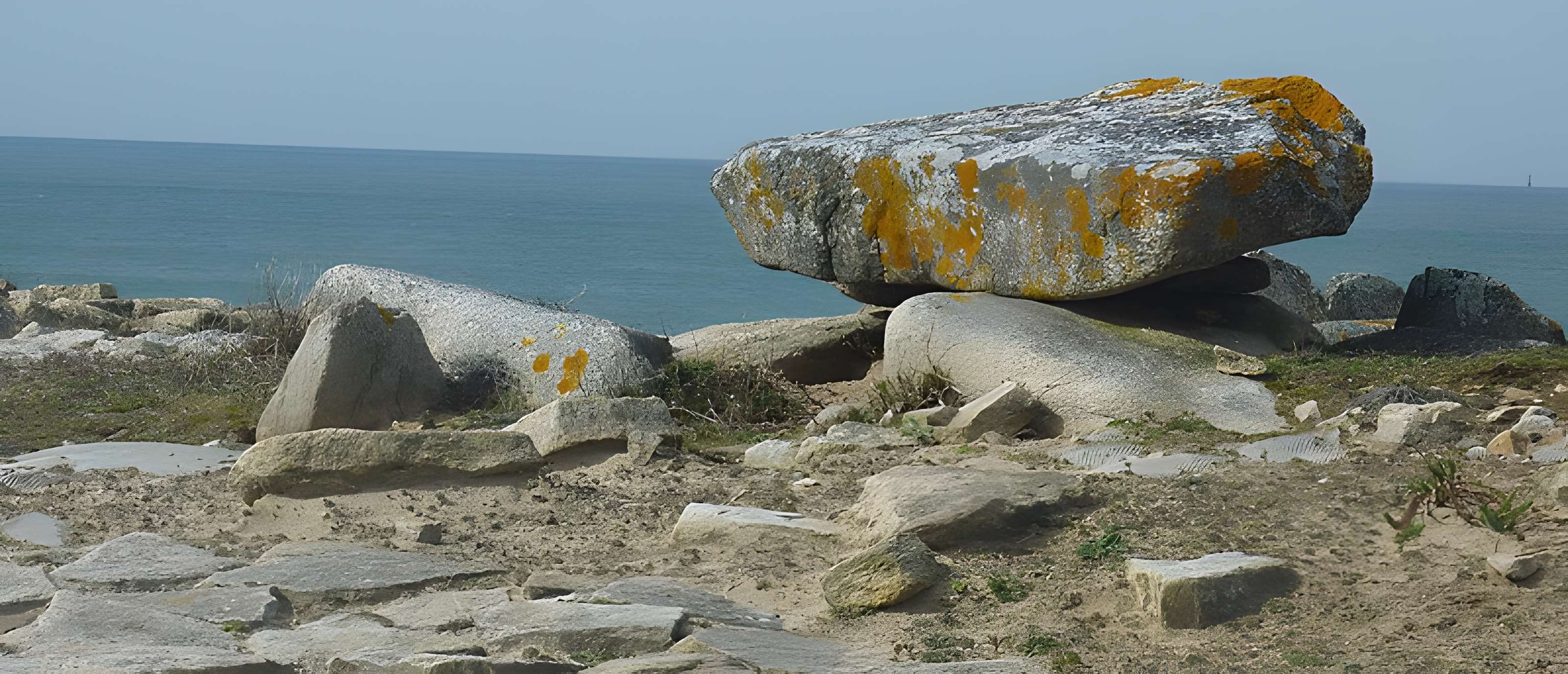 Dolmen du Port-Blanc à Saint-Pierre-Quiberon