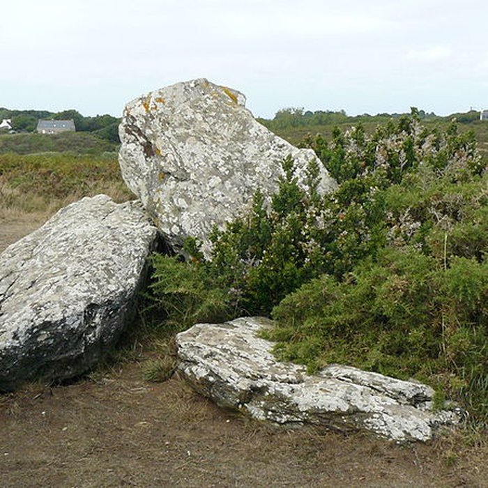 Photo de Dolmens Men Cam et Men Yann à Groix Île de