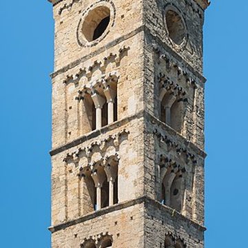 Tour romane de Puissalicon