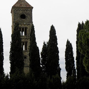 Tour romane de Puissalicon