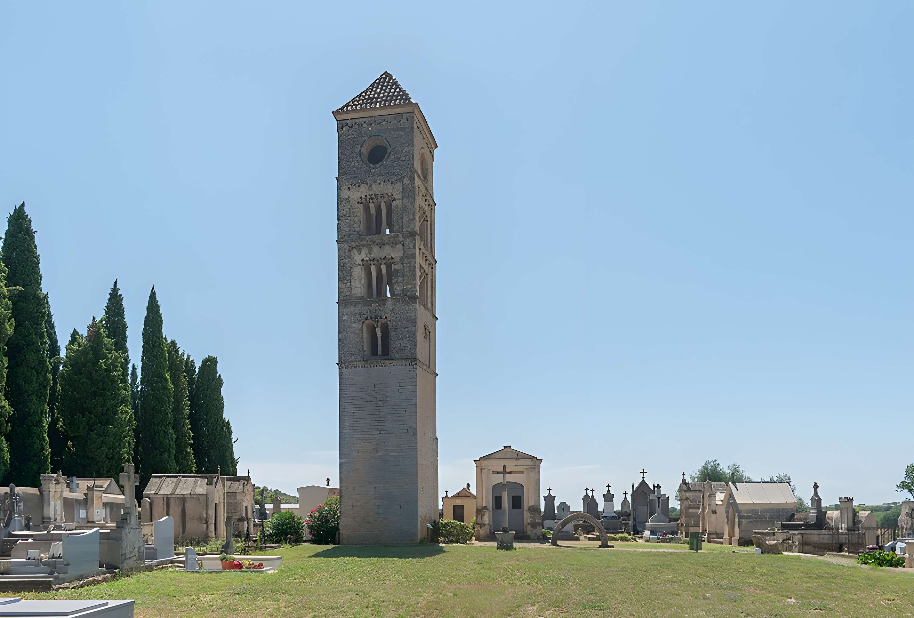 Tour romane de Puissalicon