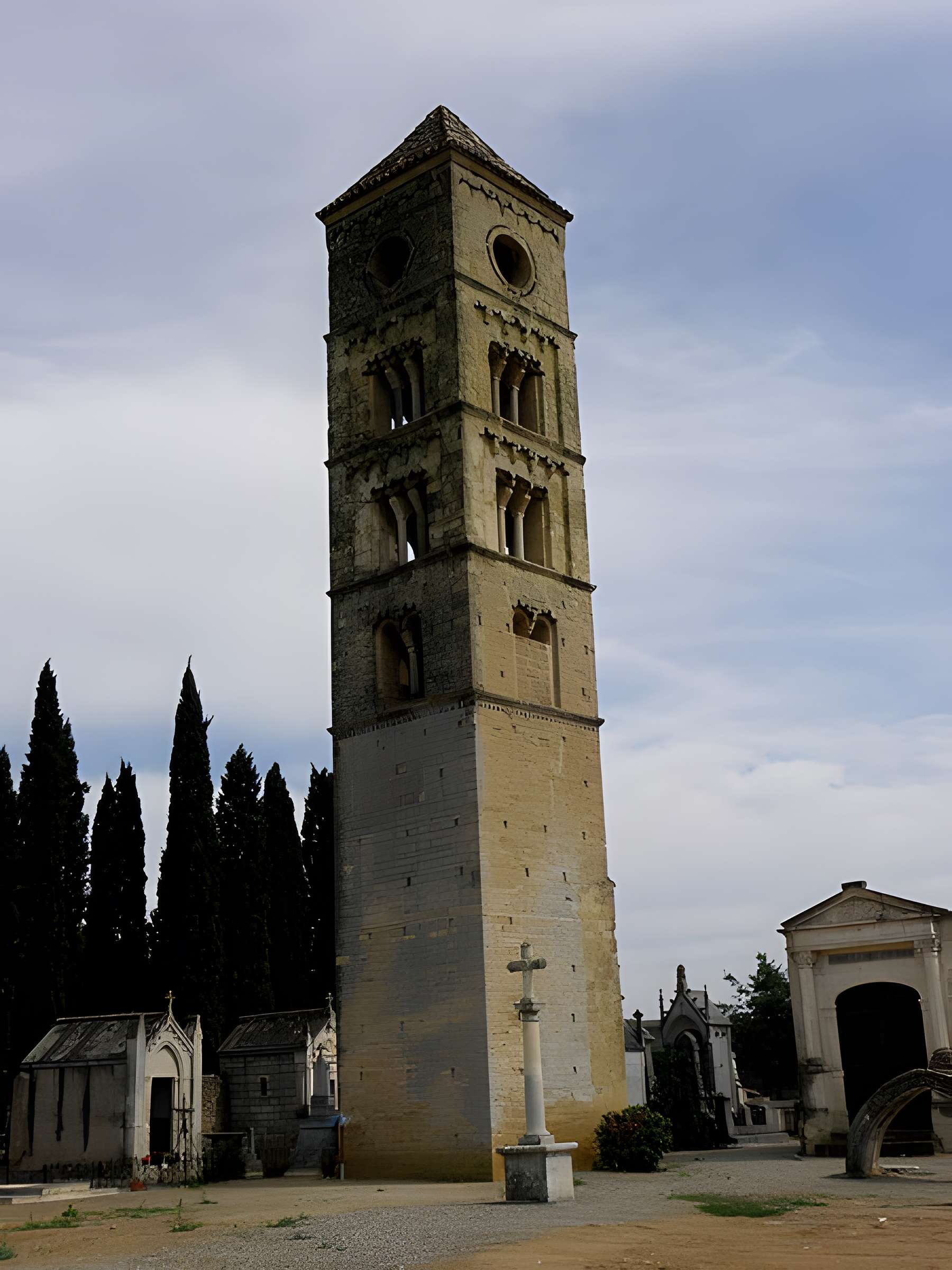 Tour romane de Puissalicon