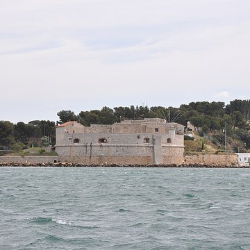Fort de la Grosse-Tour, dit aussi Tour Royale