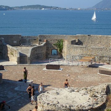 Fort de la Grosse-Tour, dit aussi Tour Royale