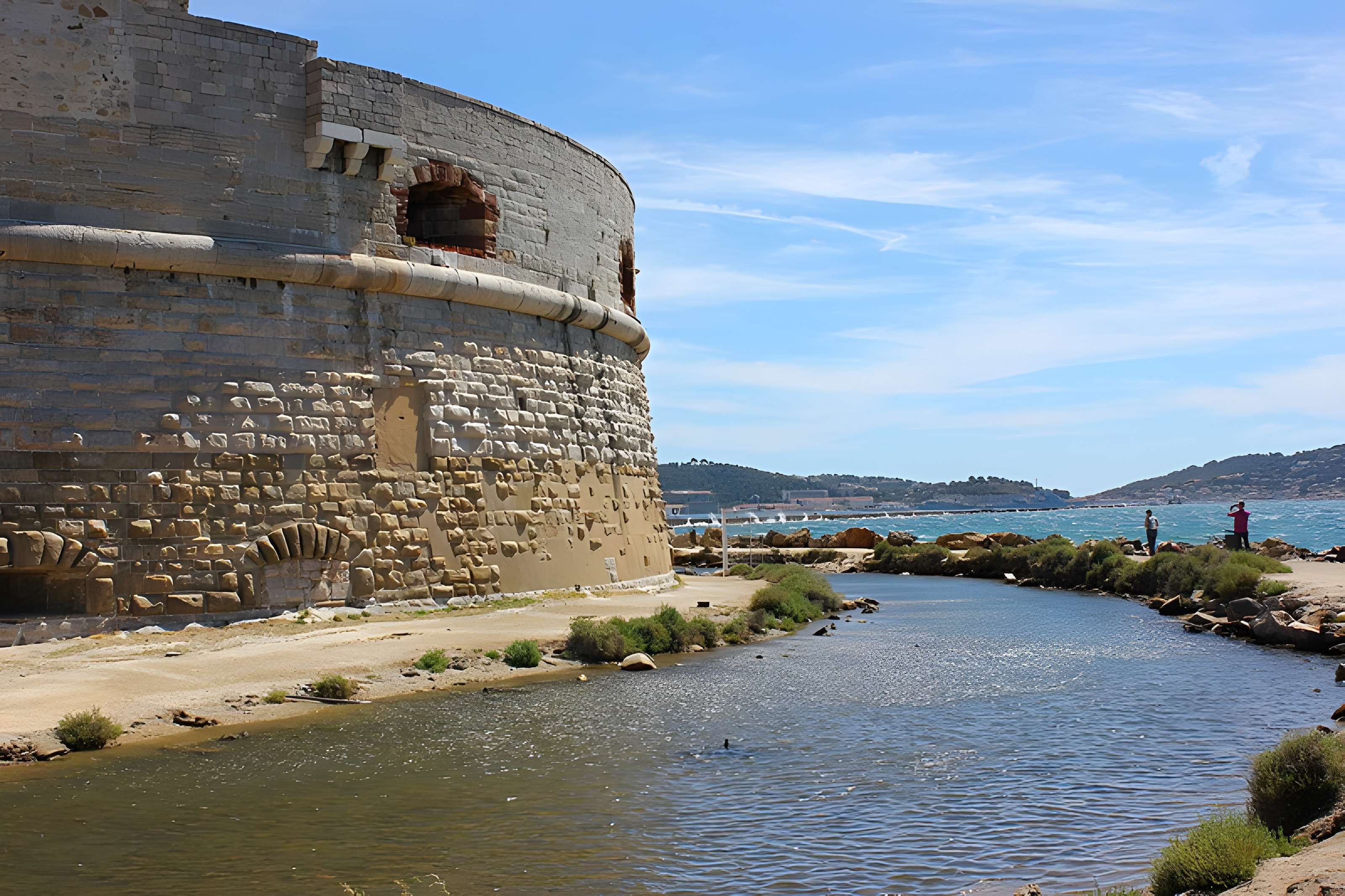 Fort de la Grosse-Tour, dit aussi Tour Royale