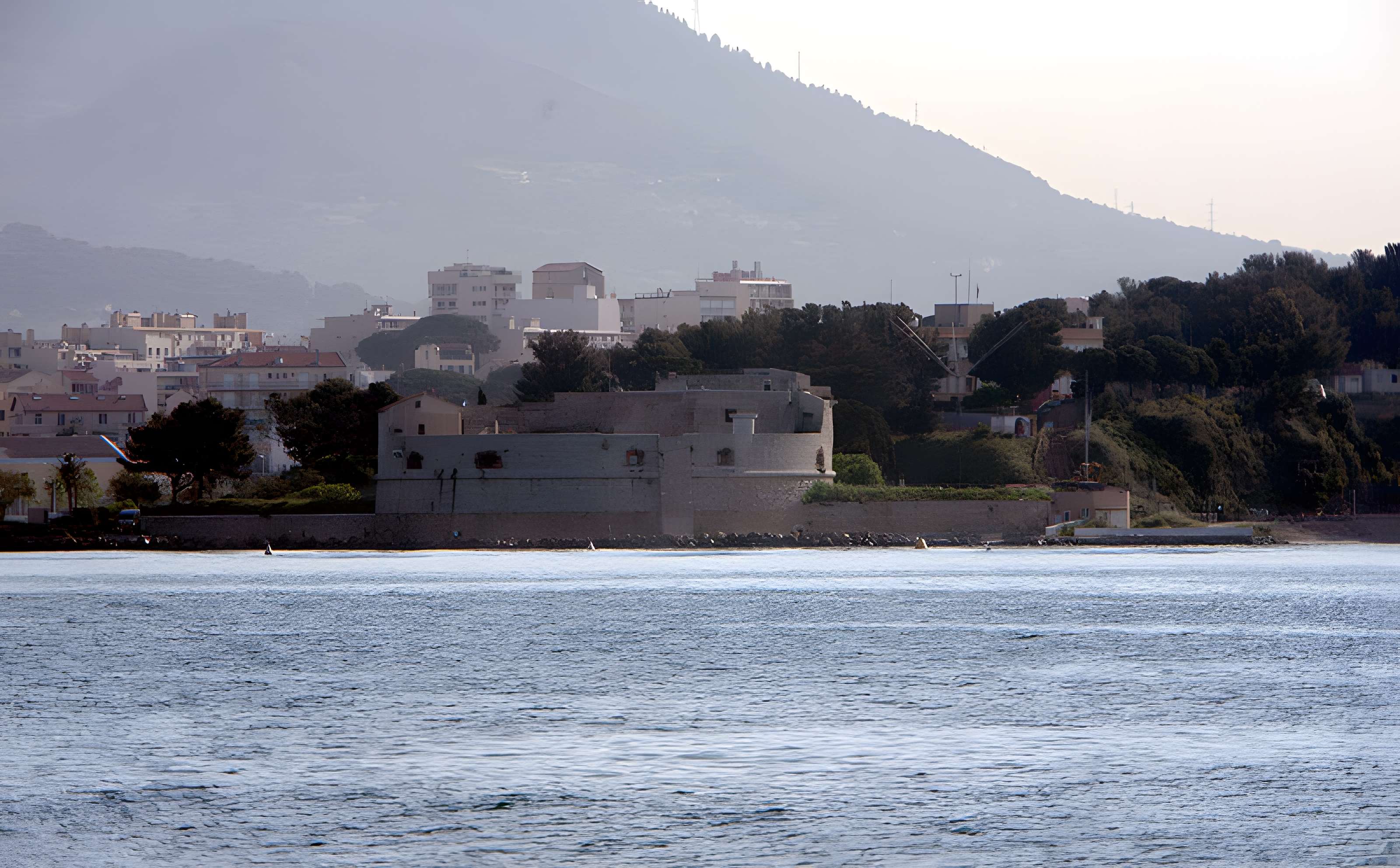 Fort de la Grosse-Tour, dit aussi Tour Royale