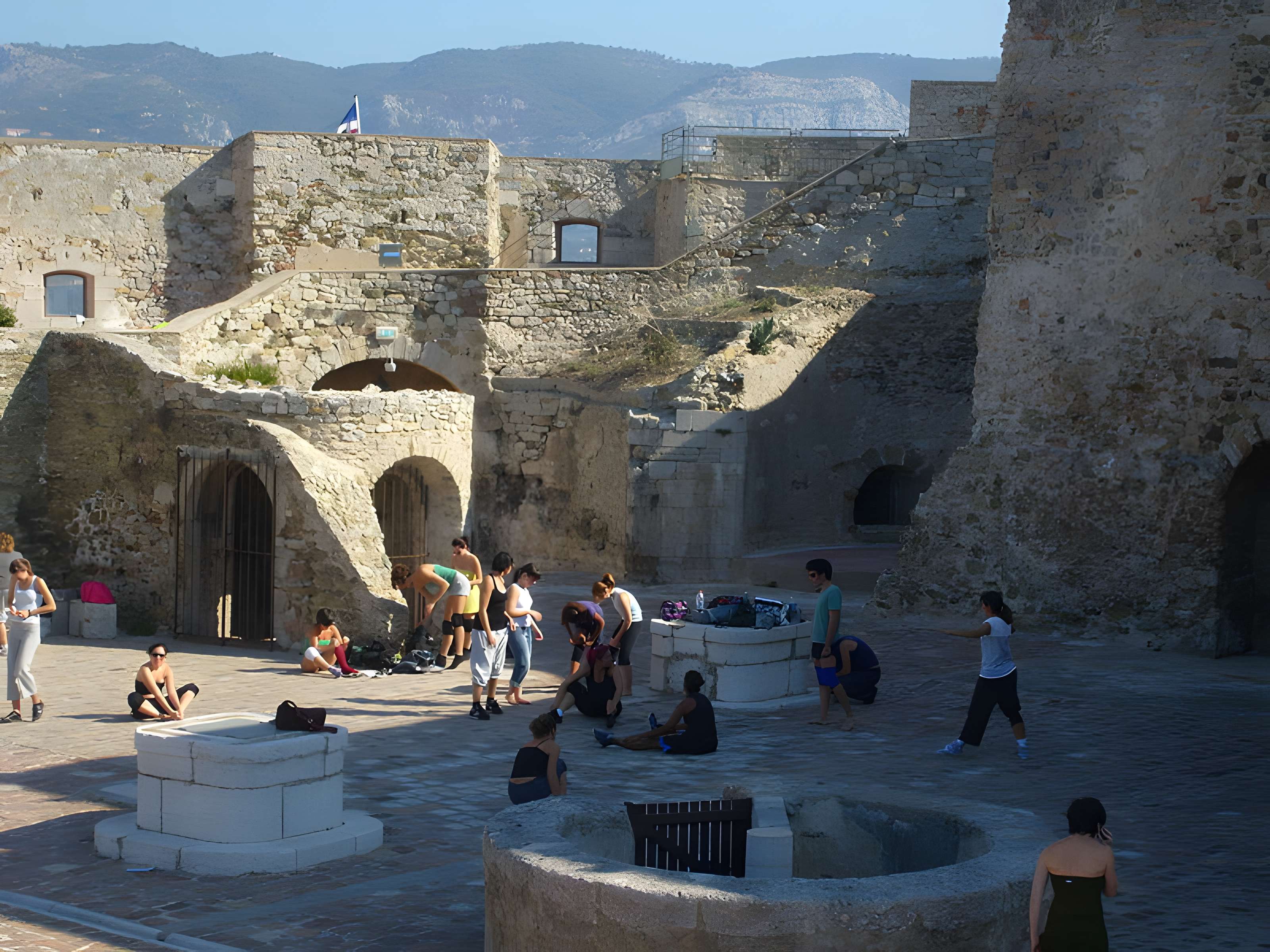 Fort de la Grosse-Tour, dit aussi Tour Royale