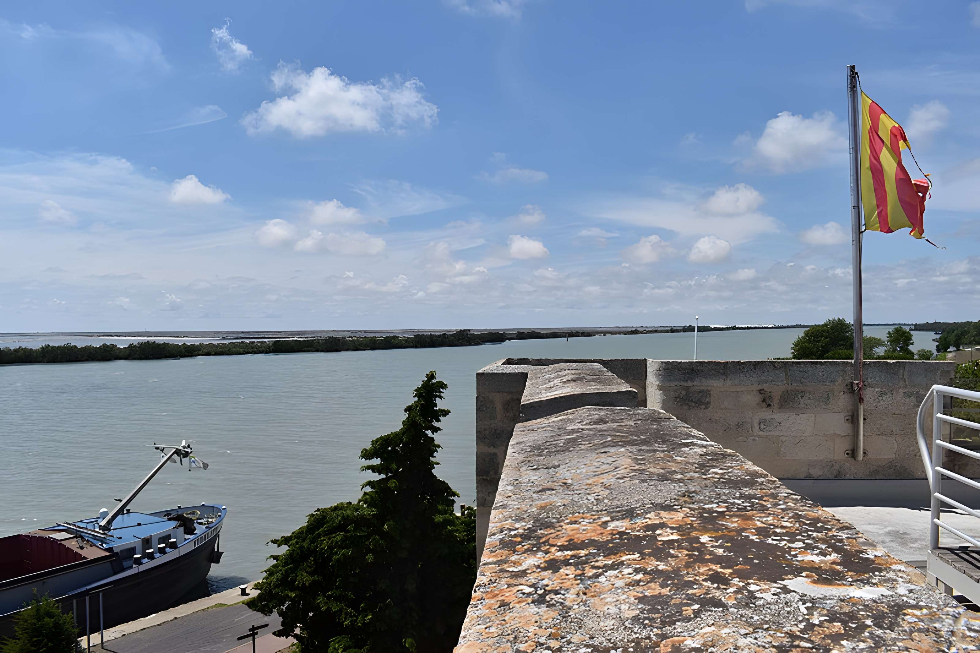 Tour Saint-Louis de Port-Saint-Louis-du-Rhône