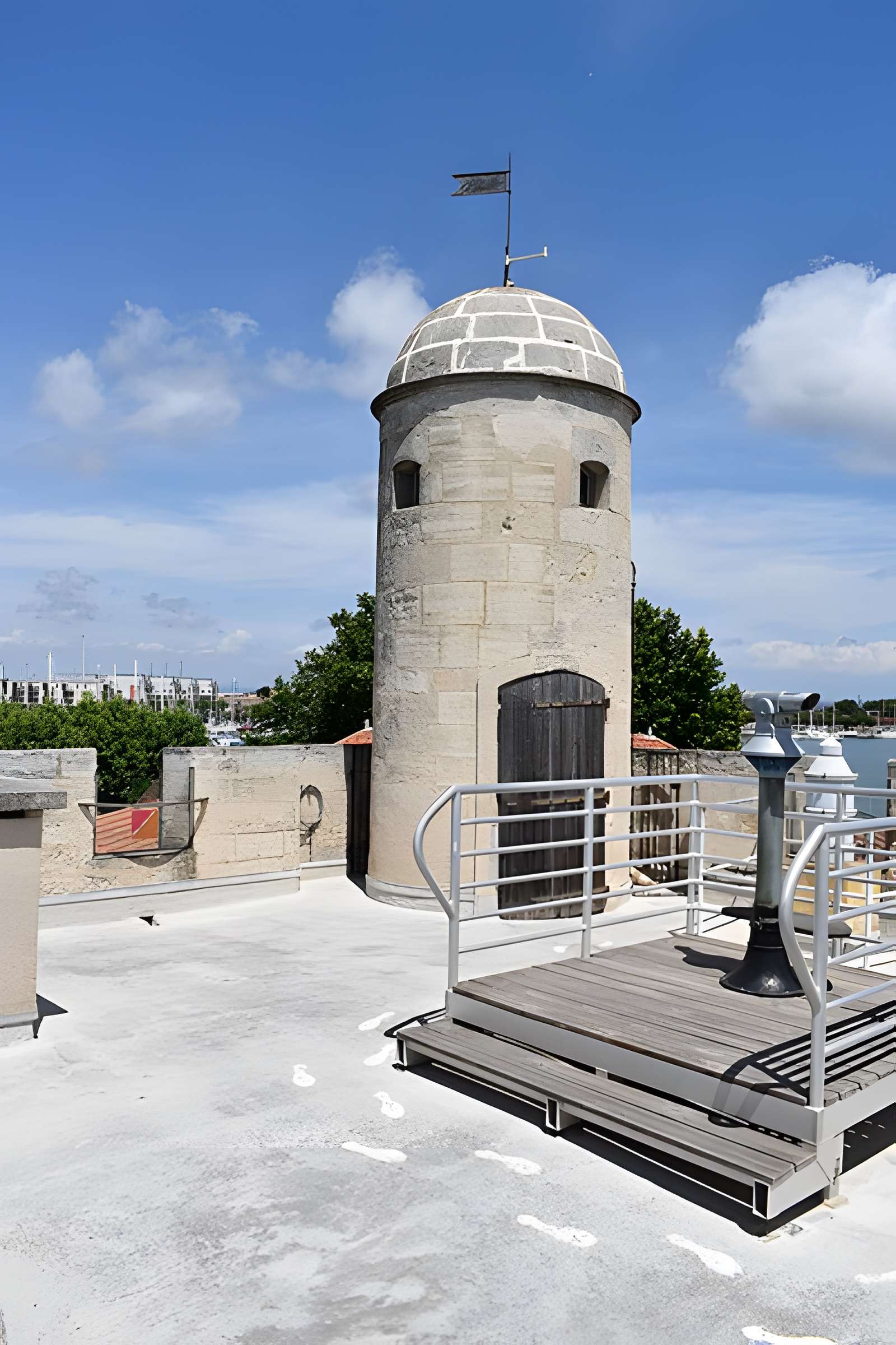 Tour Saint-Louis de Port-Saint-Louis-du-Rhône
