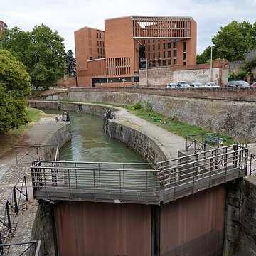 Écluse Saint-Pierre sur le canal de Brienne