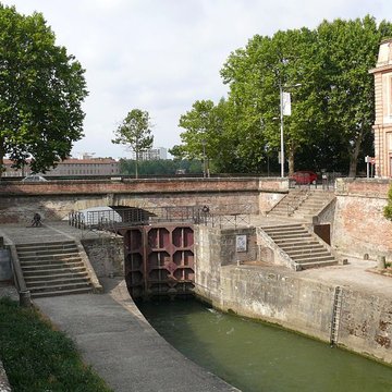 Écluse Saint-Pierre sur le canal de Brienne