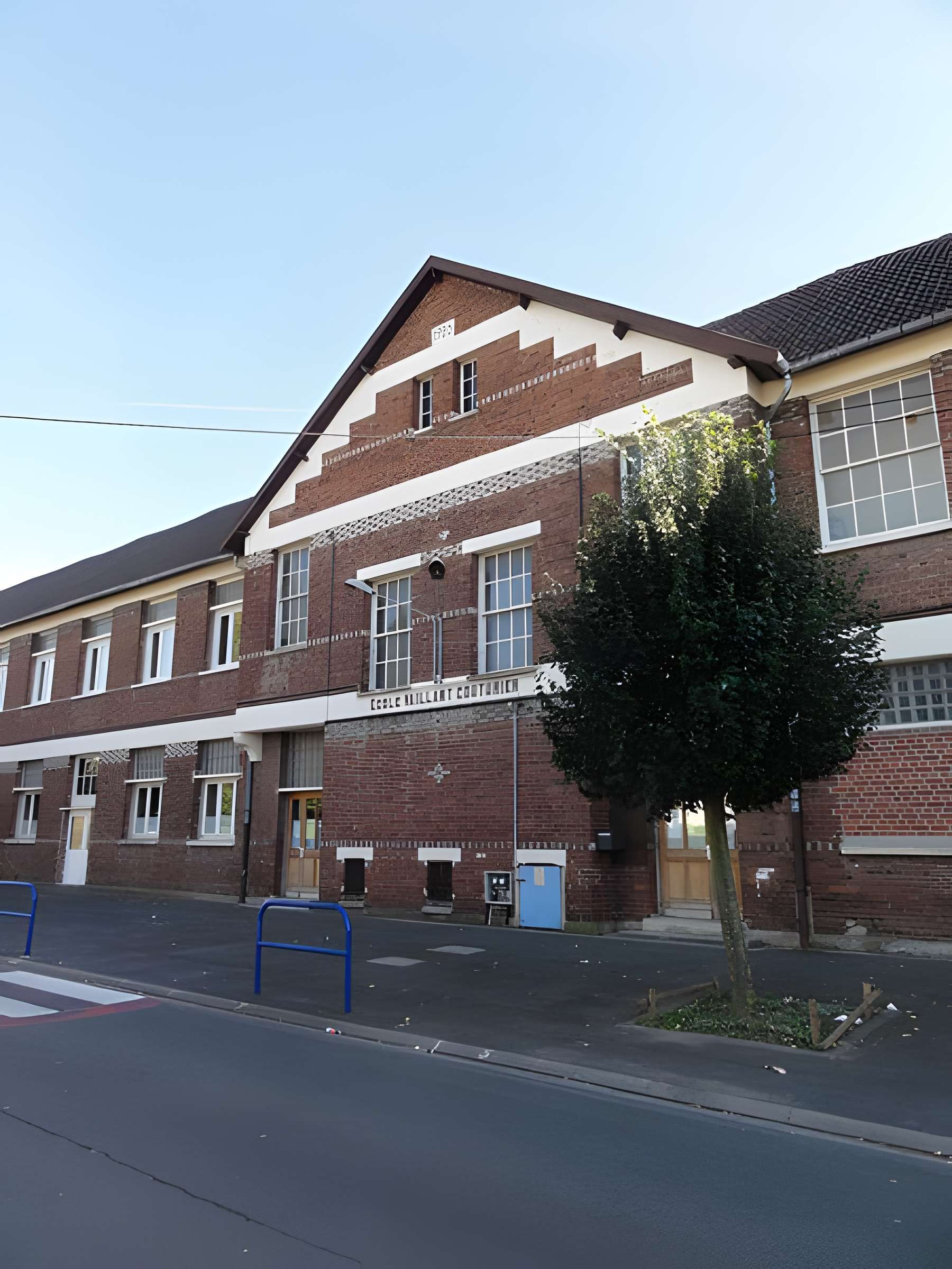 École de filles de la cité Nouméa des mines de Drocourt à Rouvroy