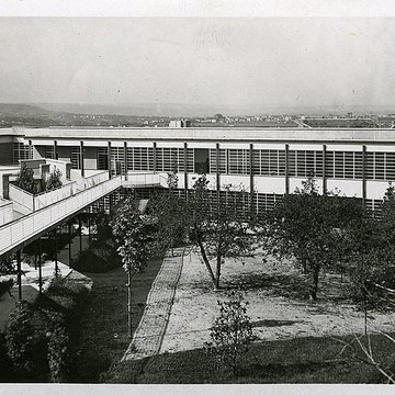 École de plein air de Suresnes