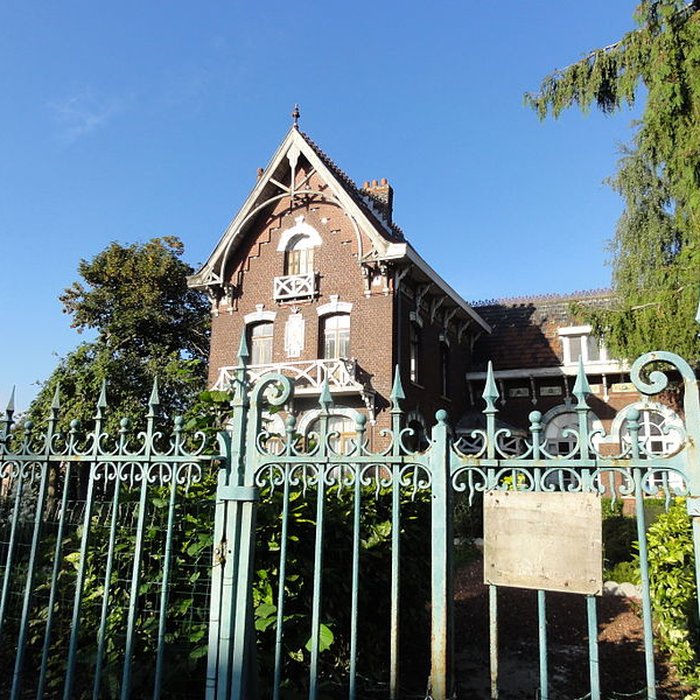 Photo de École ménagère du quartier dArenberg à Wallers