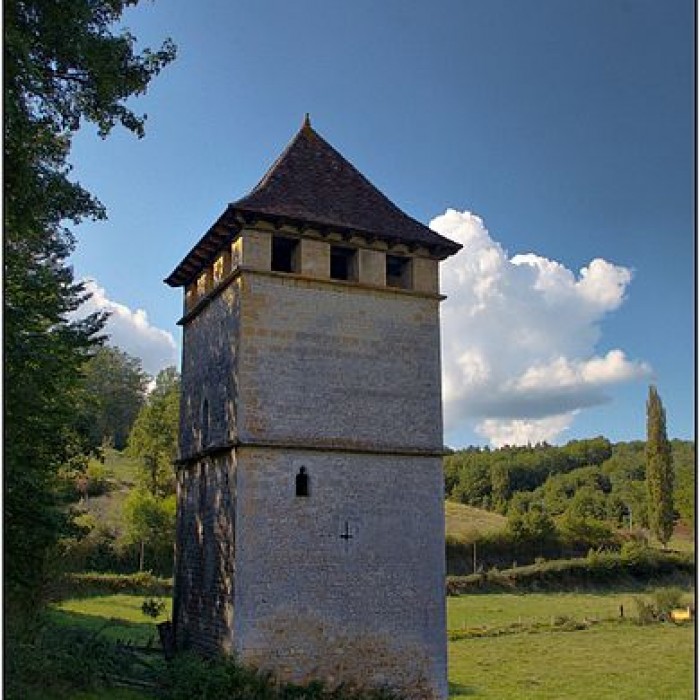 Photo de Tour-pigeonnier de Labio à Gourdon