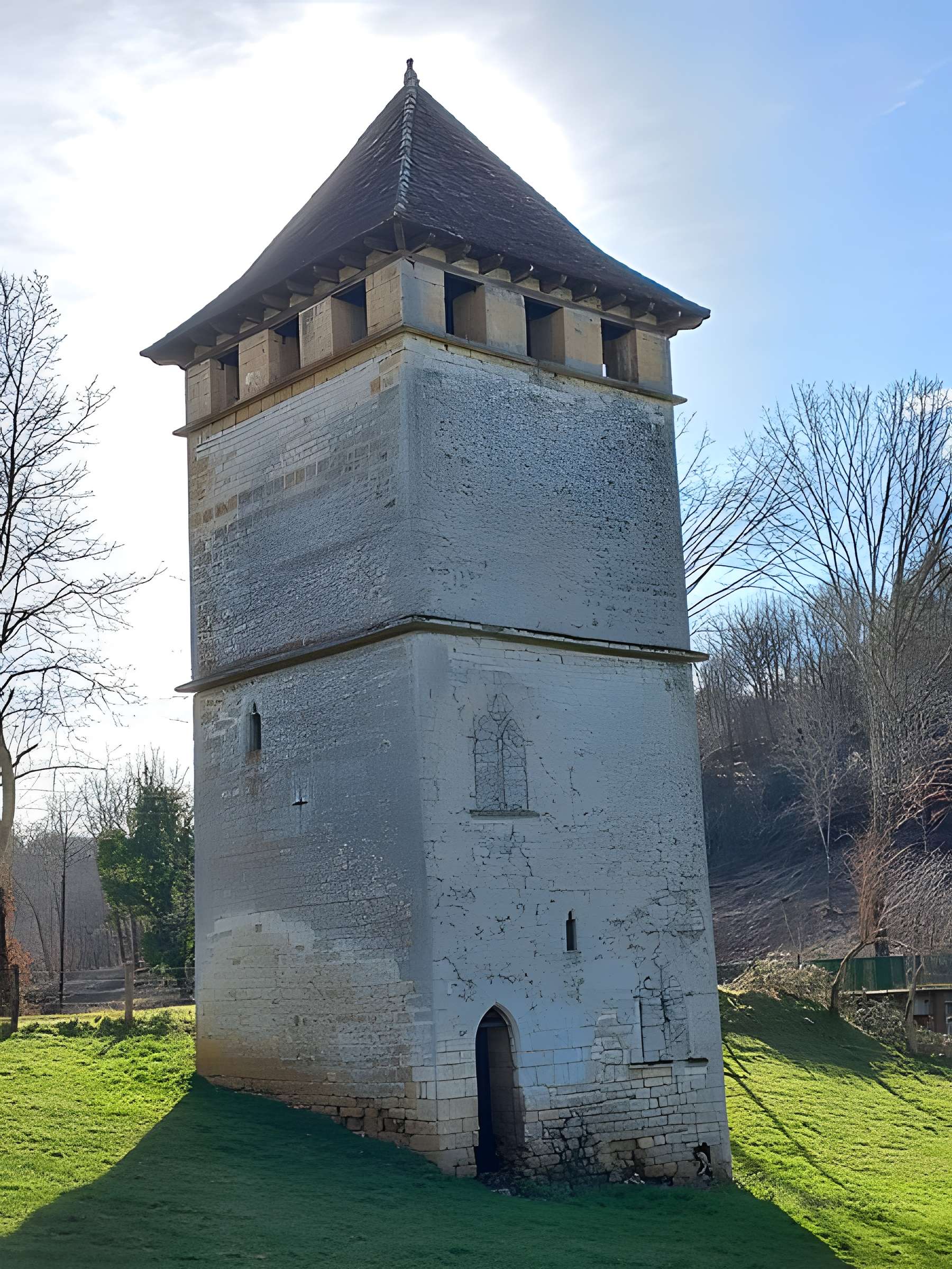 Tour-pigeonnier de Labio à Gourdon