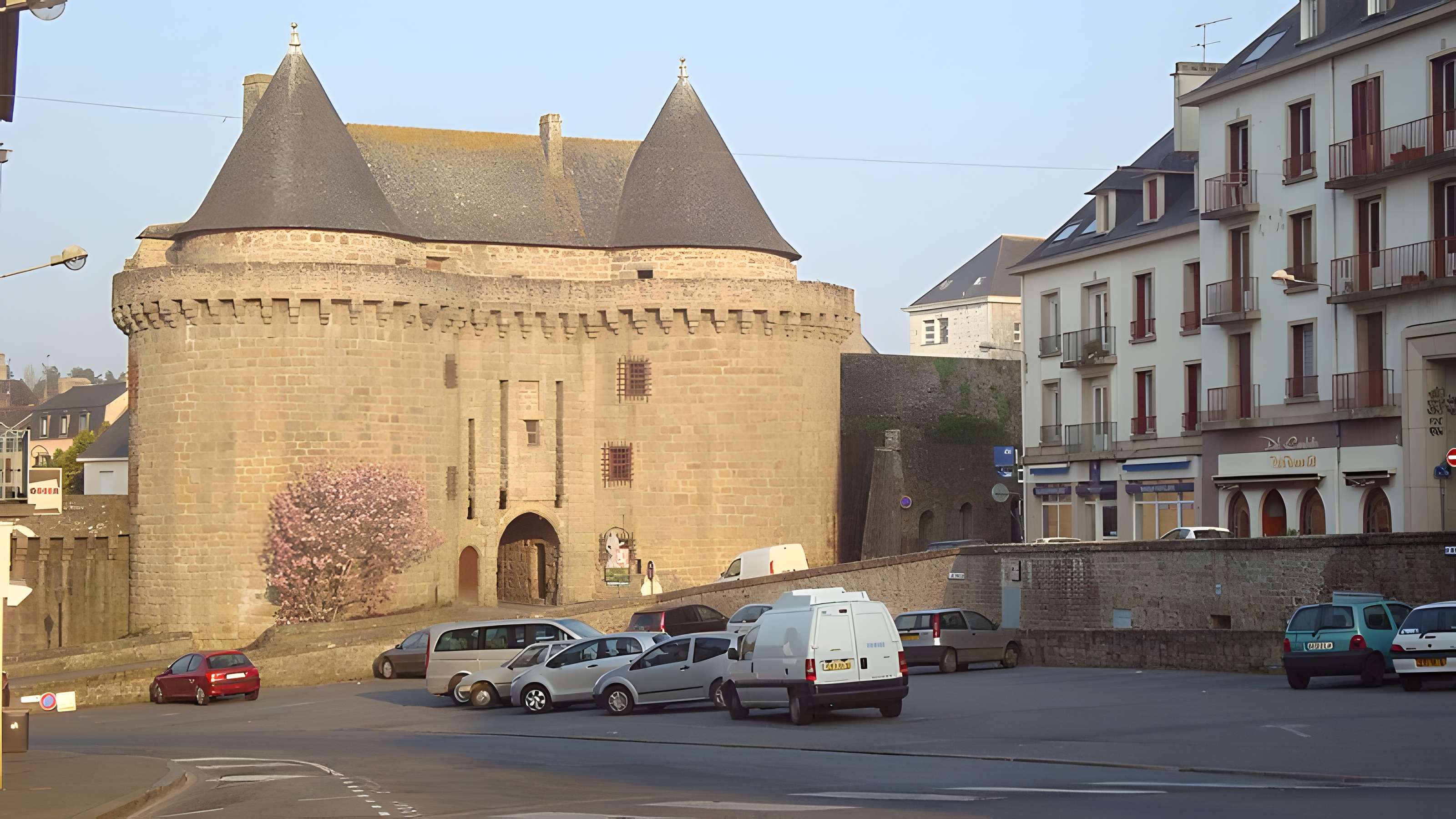 Tours Bro-Erec'h de Hennebont