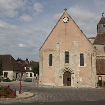 Eglise Saint-Cyr et Sainte-Julitte de Jouy
