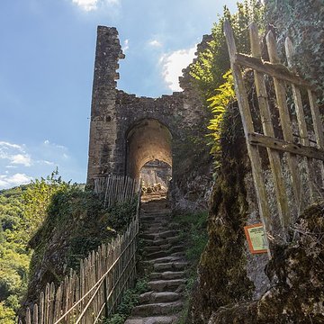 Tours de Merle à Saint-Geniez-ô-Merle