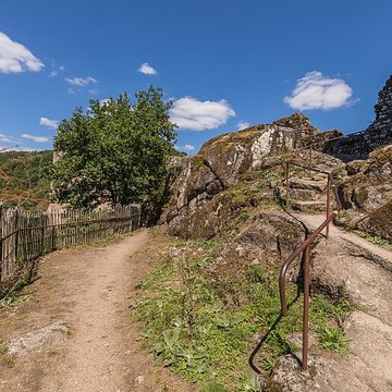 Tours de Merle à Saint-Geniez-ô-Merle