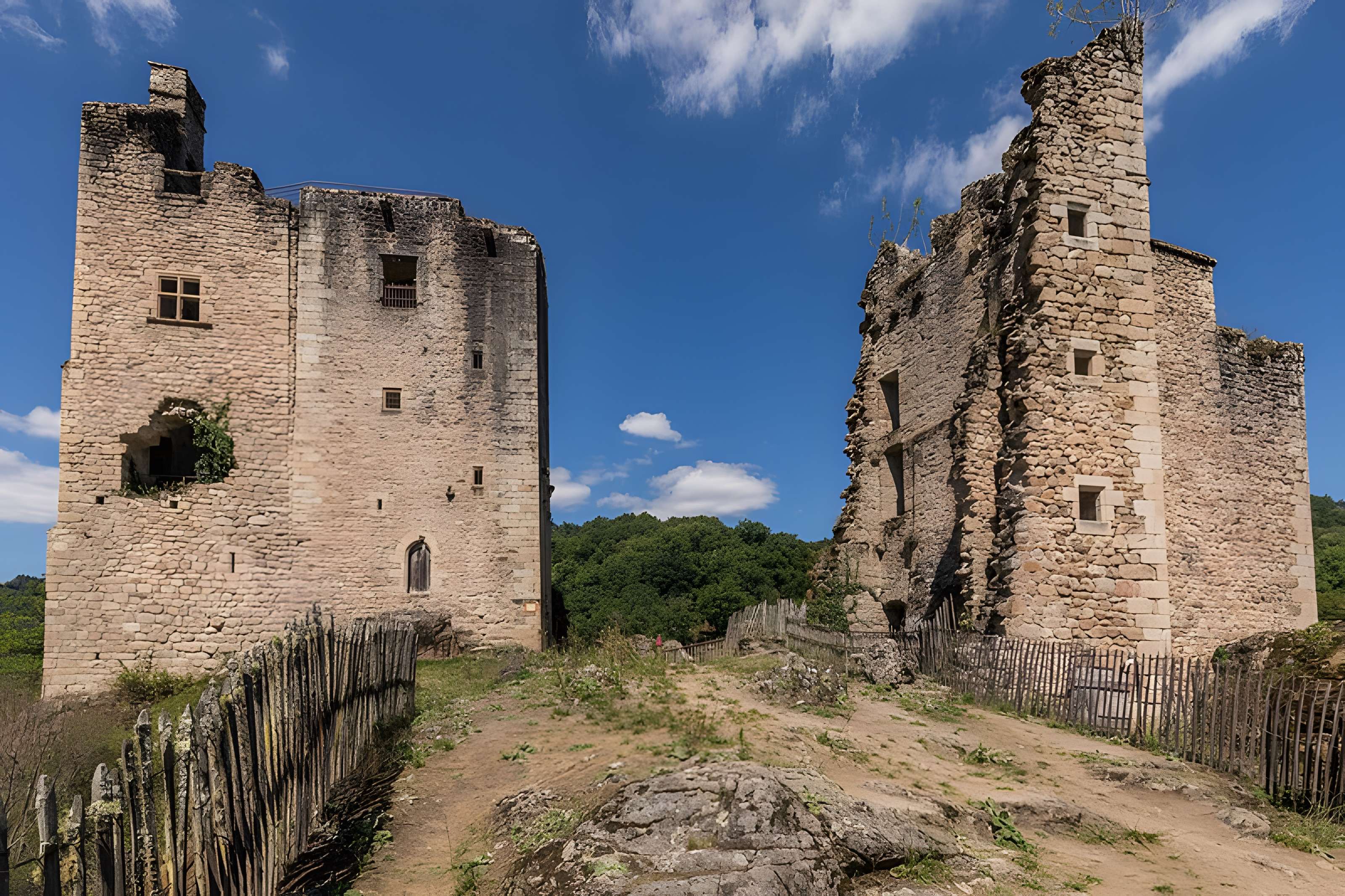 Tours de Merle à Saint-Geniez-ô-Merle