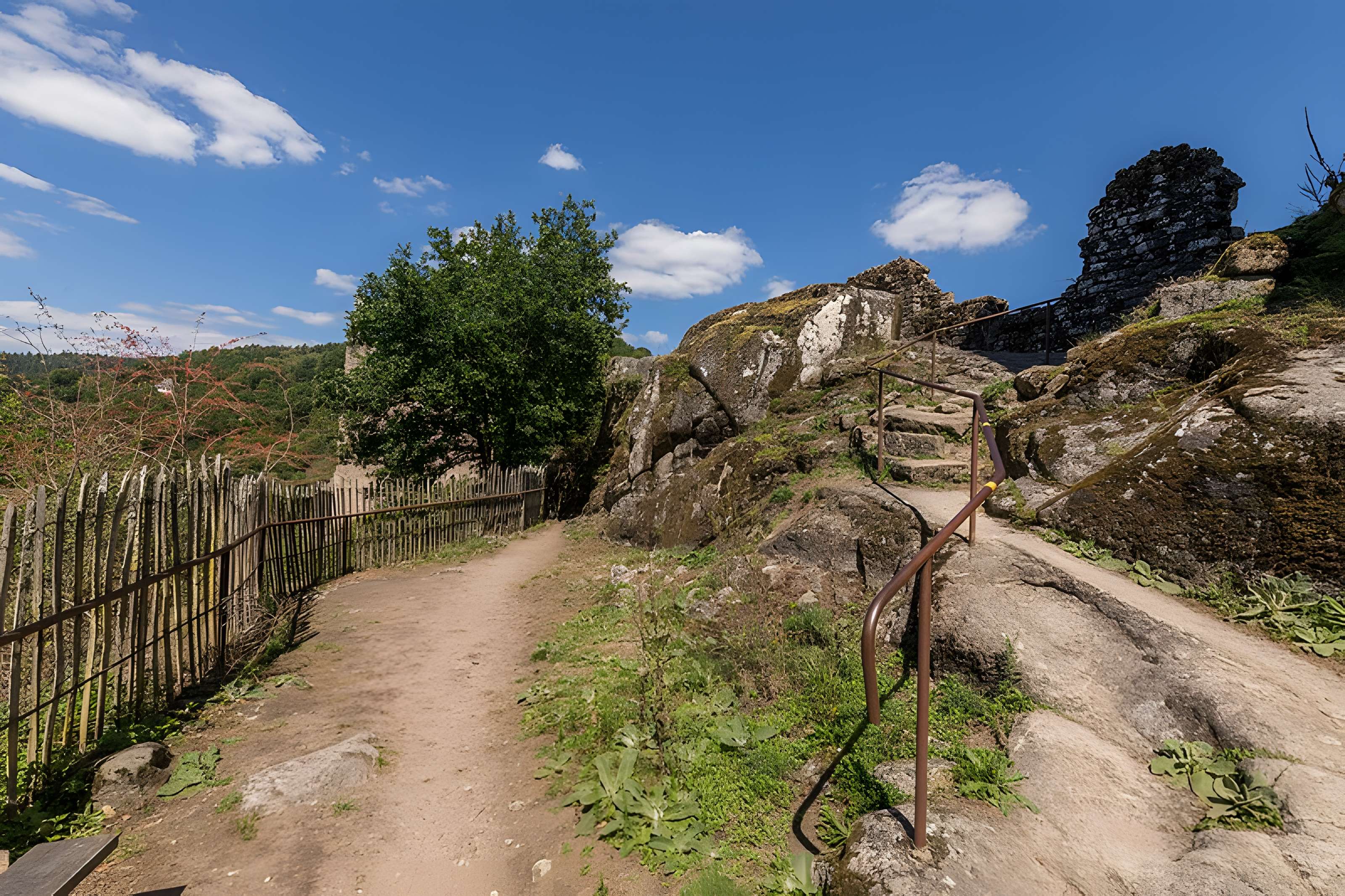 Tours de Merle à Saint-Geniez-ô-Merle