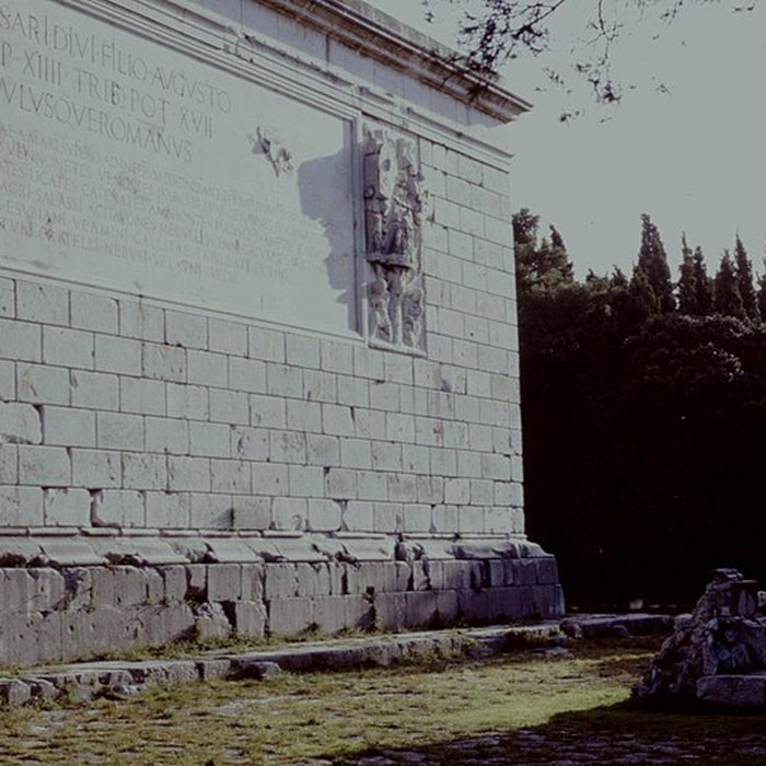 Photo de Trophée des Alpes ou Trophée dAuguste