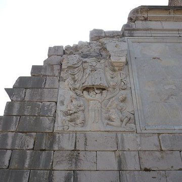 Trophée des Alpes ou Trophée dAuguste