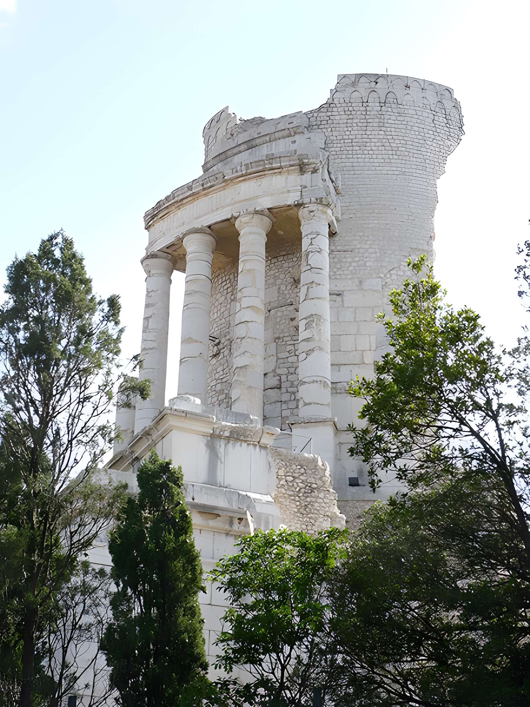 Trophée des Alpes ou Trophée d'Auguste