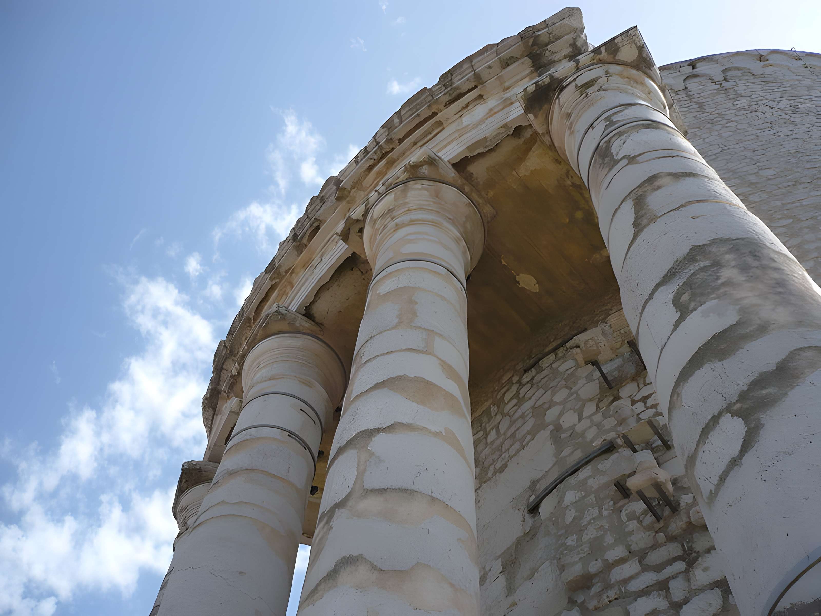 Trophée des Alpes ou Trophée d'Auguste